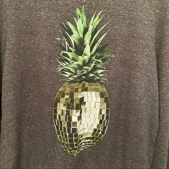 🎉HOST PICK🎉 Wildfox disco pineapple pullover sweatshirt - Picture 3 of 12